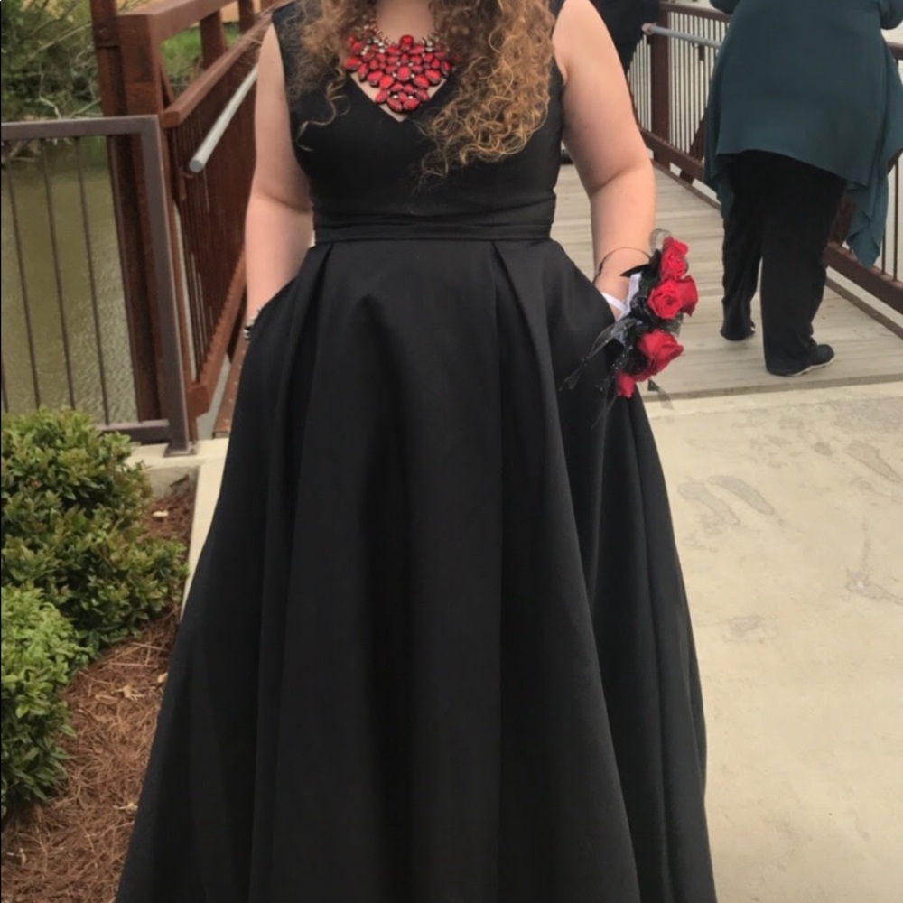 Black Prom Dress
